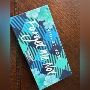 Violet Voss makeup pallet